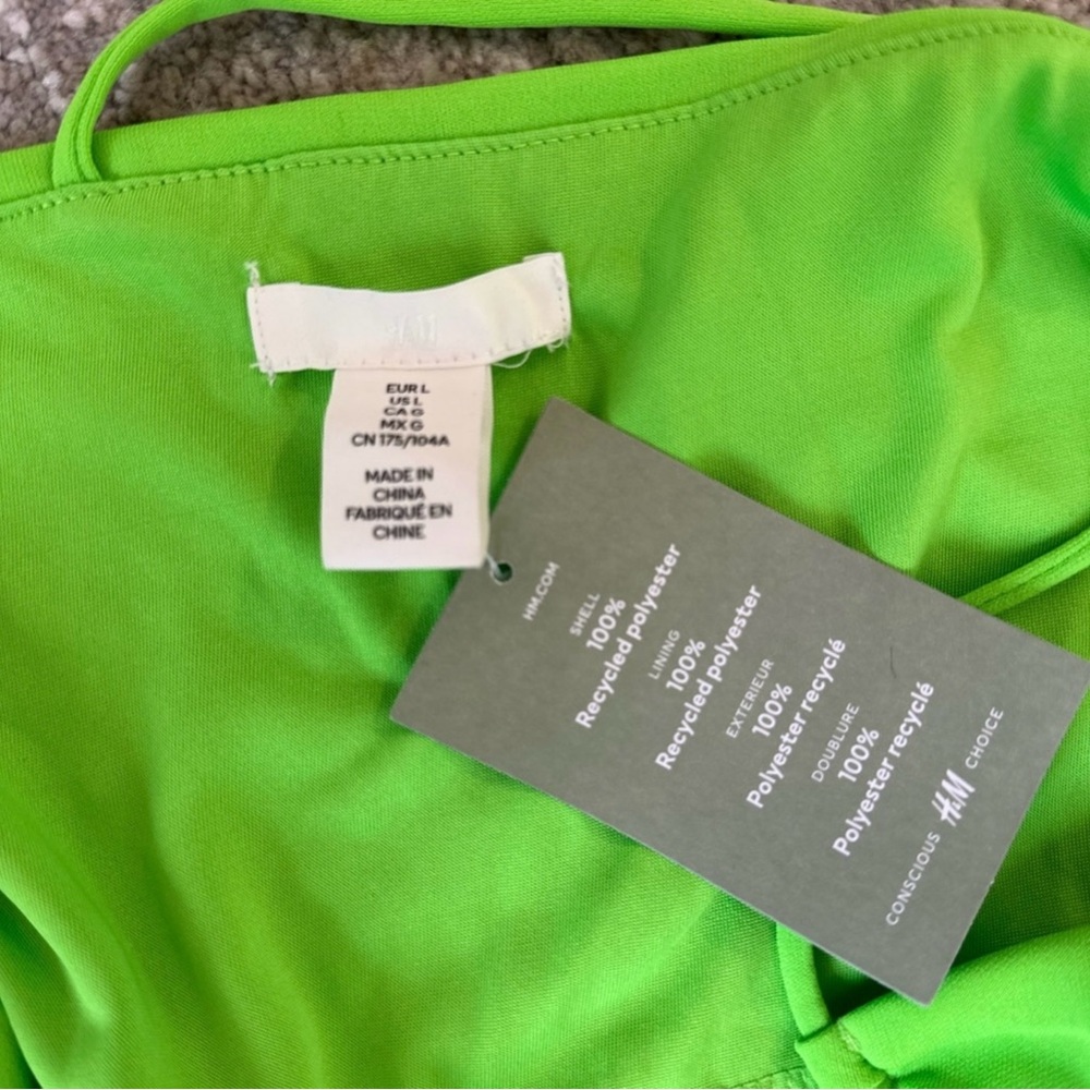 H&M Asymmetric Cut Out Dress, NWOT Size L - Picture 3 of 4